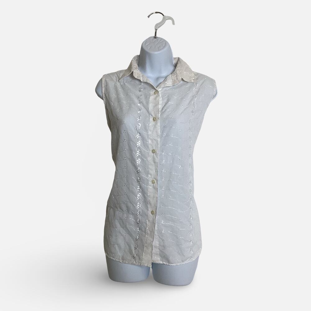 Nick & Sarah Sleeveless Blouse